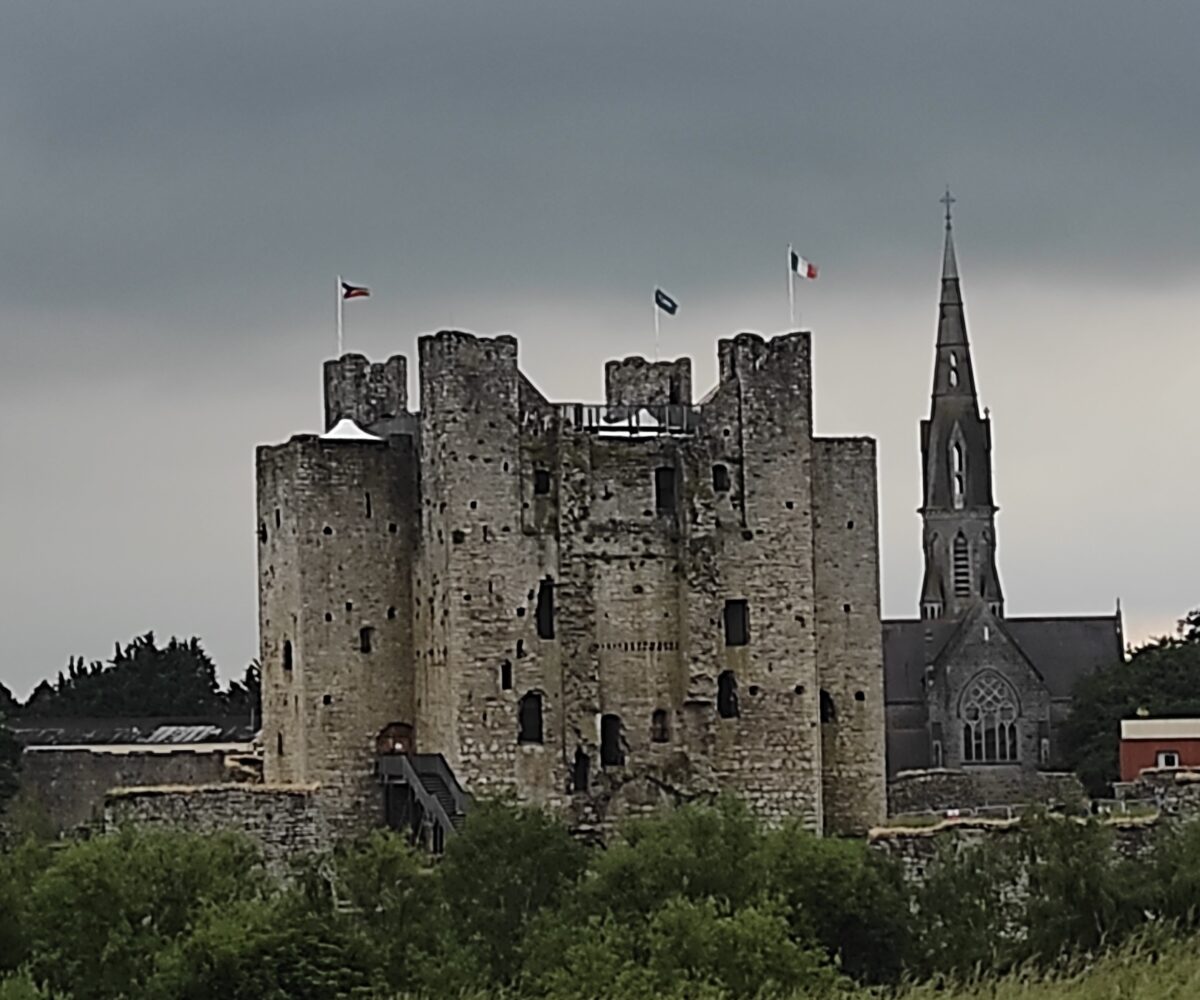 panoramic view of Trim castle and St Mary's church anglo-norman Ireland